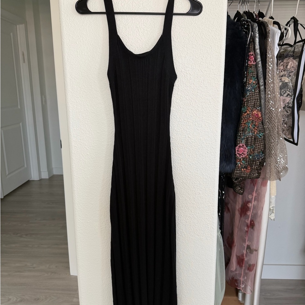 Majestic filatures Chic Black Ribbed Midi Dress